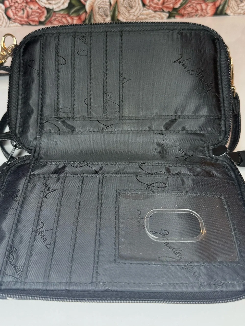 Vera Bradley Black White Quilted Cross body/Shoulder bag - Picture 4 of 5